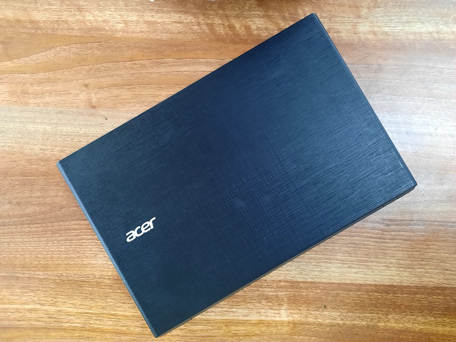 Laptop Acer Aspire E5 - 573G core i5